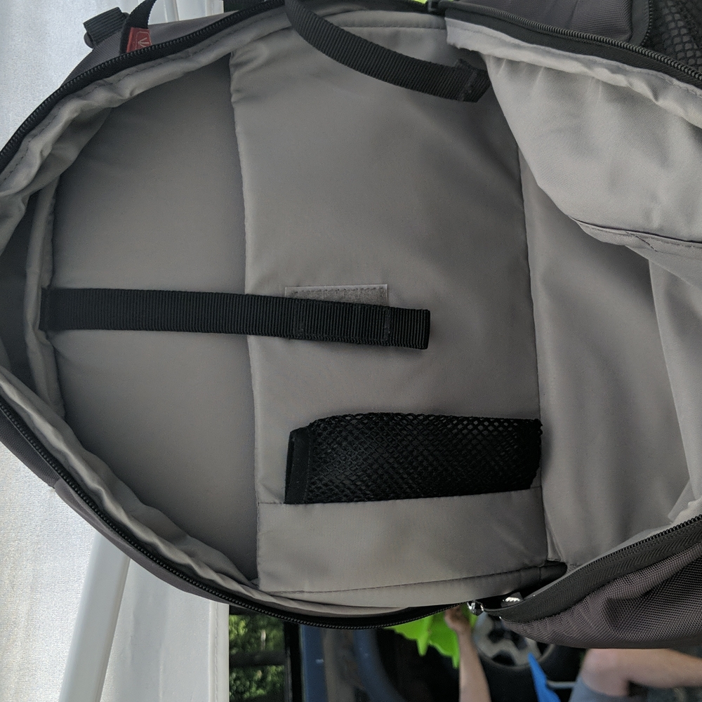 Large camera backpack - Picture 3 of 3